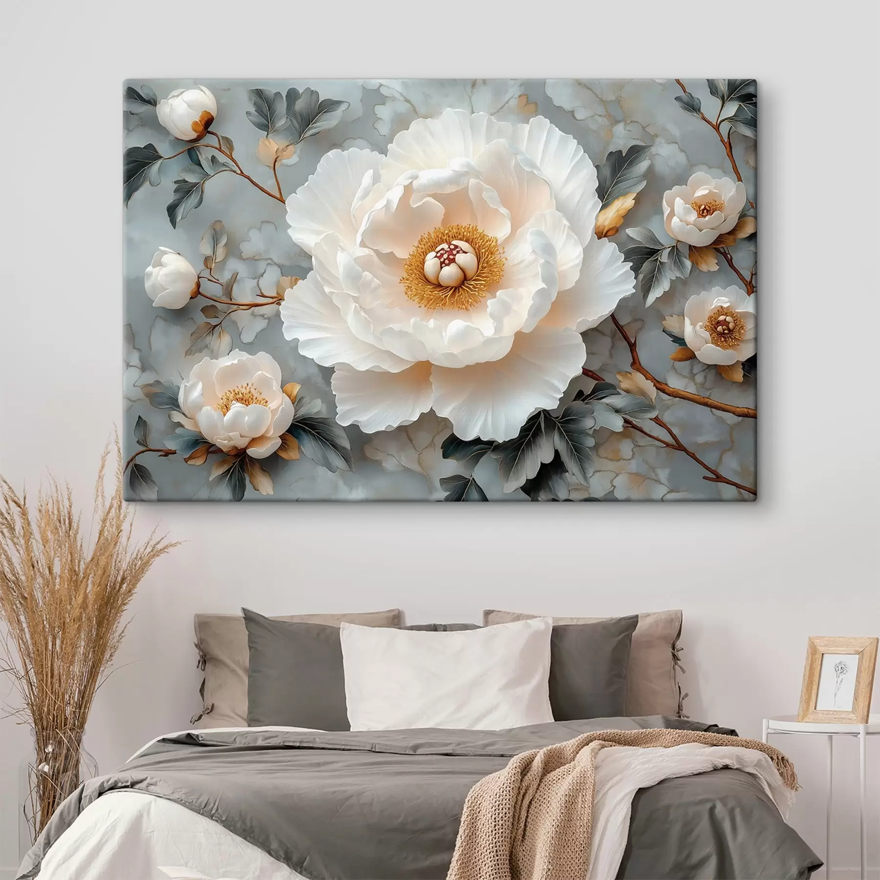 Картина Розкішна півонія на тлі листя і маленьких півоній s43315