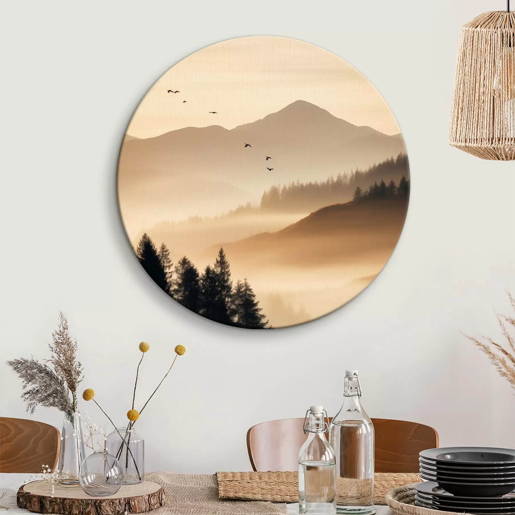 Картина Гірський пейзаж з лісом і птахами, що літають у небі, вкритий товстим шаром туману під час сходу сонця r45563