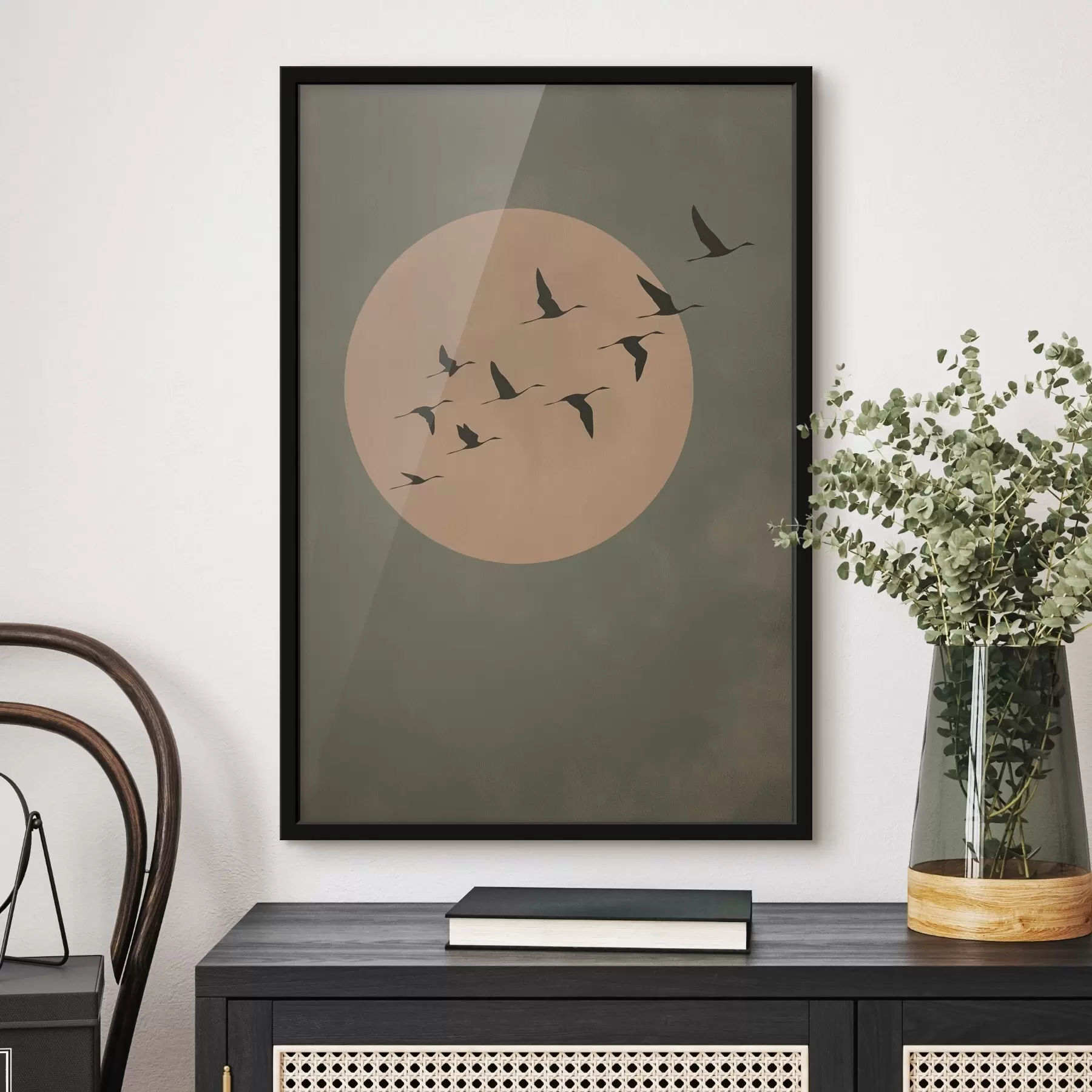 Картина Зграя птахів, що летить на тлі великого теплого місяця f46162