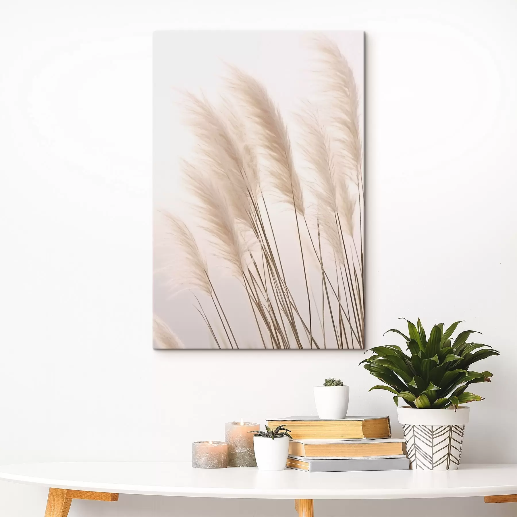 Картина Легкі трави з пухнастими верхівками на світлому тлі s46179