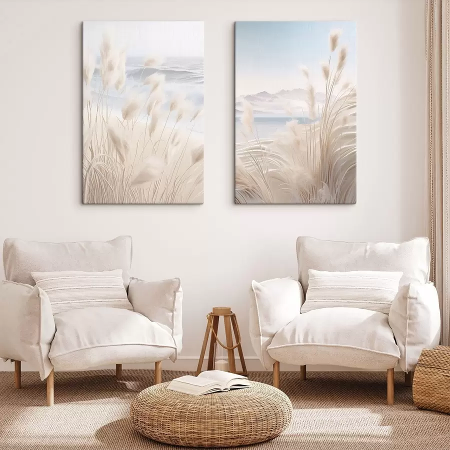 Картина Висока, пухнаста трава пампасу в м'яких бежевих тонах на передньому плані, з піщаним пляжем на задньому плані m01242